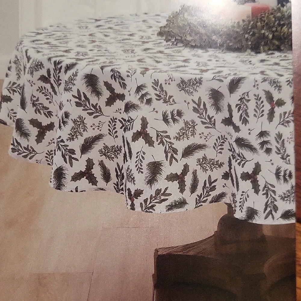 Winter Wonder Lane – Home for the Holidays Tablecloth
